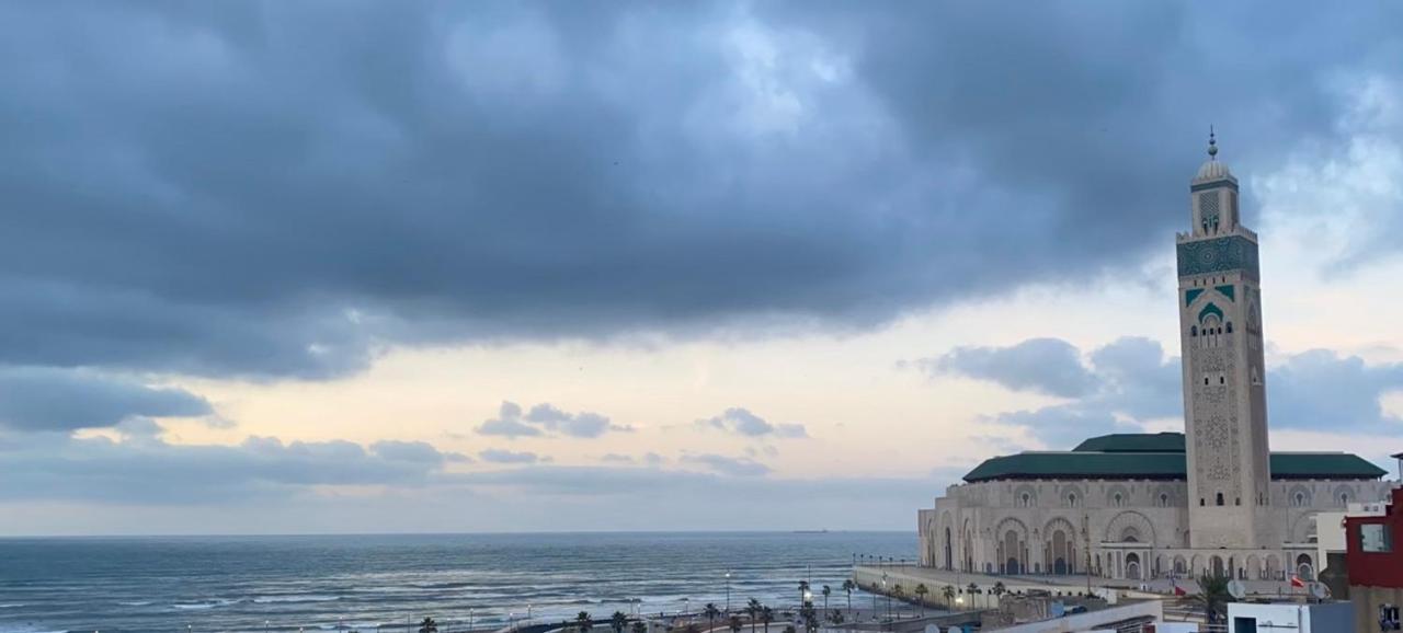 Bel Appartement Avec Une Belle Vue Sur La Grande Mosquee Hassan II Et La Mer 卡萨布兰卡 外观 照片